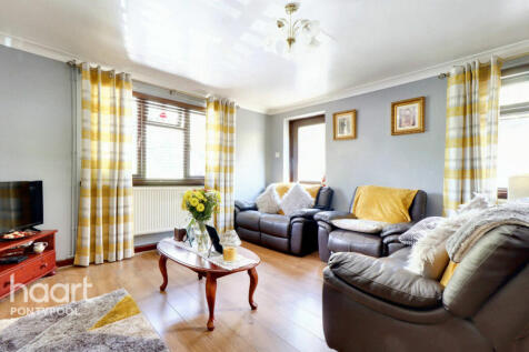 2 bedroom cottage for sale