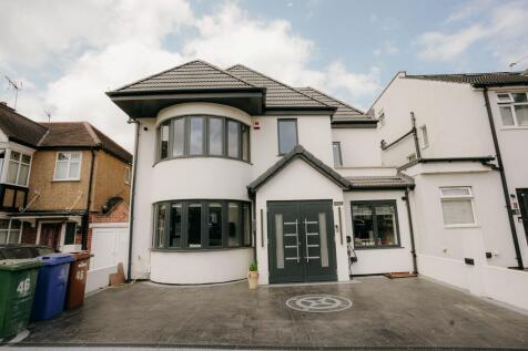7 bedroom detached house for sale