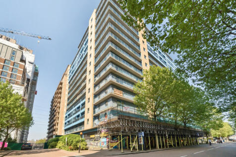 Western Gateway, Plaistow, E16 2 bed apartment for sale