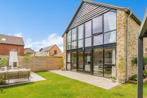 Newton Court, Corfe TA3 3 bed barn conversion for sale