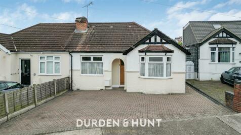 3 bedroom semi-detached bungalow for sale