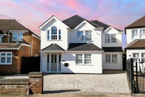Nelmes Crescent, Hornchurch, RM11 5 bed detached house for sale