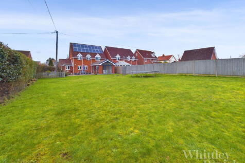 Norwich Road, Attleborough NR17 4 bed detached house for sale