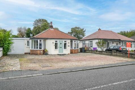 4 bedroom detached bungalow for sale