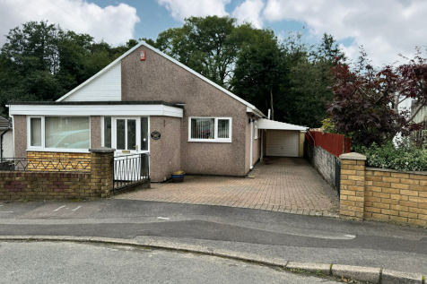 Tonteg, Pontypridd CF38 3 bed bungalow for sale