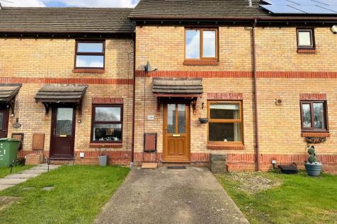 Beddau, Pontypridd CF38 2 bed terraced house for sale