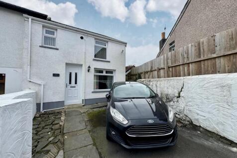 Cefn Coed, Merthyr Tydfil CF48 2 bed terraced house for sale