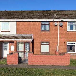 2 bedroom terraced house for sale