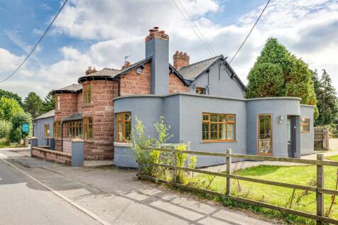 5 bedroom detached house for sale