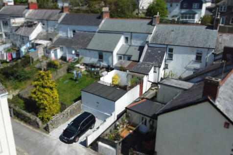St. Austell PL25 3 bed terraced house for sale