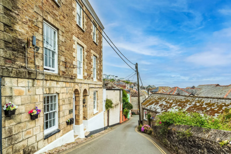 Mevagissey, St. Austell PL26 5 bed cottage for sale