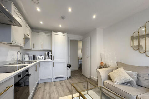 1 bedroom apartment for sale