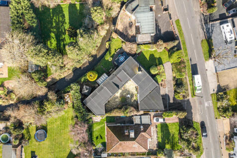 3 bedroom detached bungalow for sale