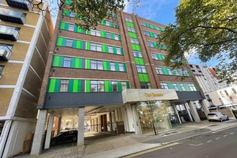 2 bedroom flat for sale