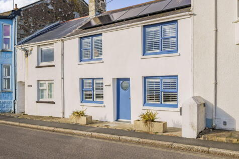 Higher Fore Street, Marazion TR17 2 bed terraced house for sale