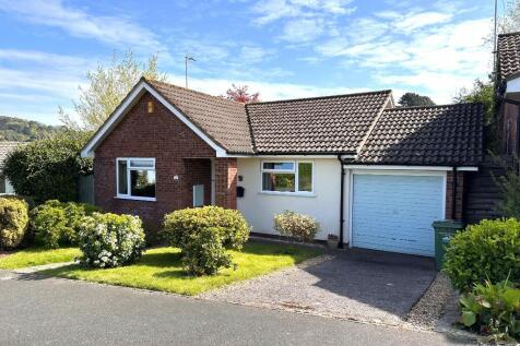 Old Farm Road, Minehead TA24 2 bed detached bungalow for sale