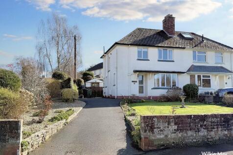 2 bedroom semi-detached house for sale