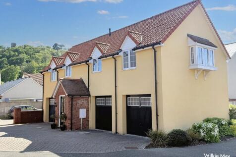 Marsh Gardens, Dunster TA24 2 bed coach house for sale