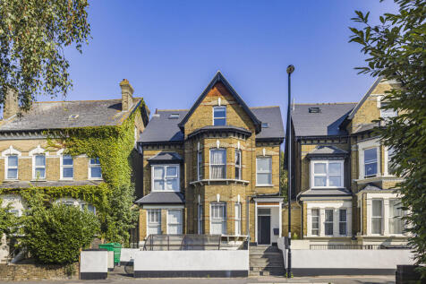 South Croydon CR2 2 bed flat for sale