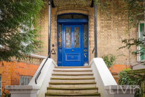 22 Warham Road, South Croydon CR2 2 bed flat for sale