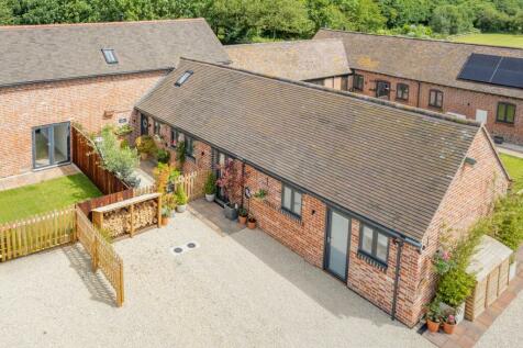 4 bedroom barn conversion for sale