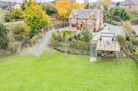 Church Stoke, Montgomery SY15 4 bed detached house for sale