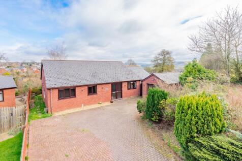 Bishops Castle SY9 3 bed bungalow for sale