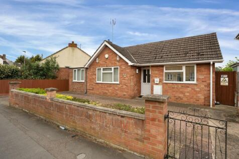 Crown Street, Peterborough, PE1 2 bed detached bungalow for sale