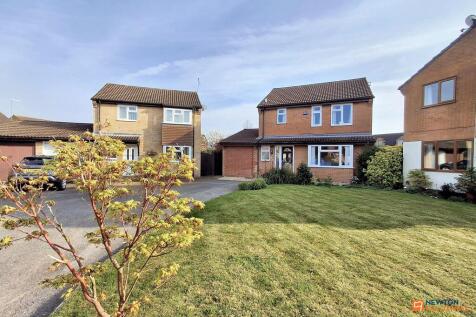 Ringwood, Bretton, Peterborough, PE3 5 bed detached house for sale