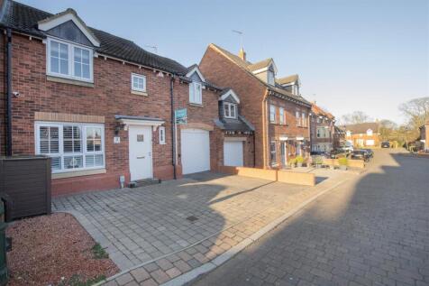 Juniper Chase, Beverley 4 bed mews for sale