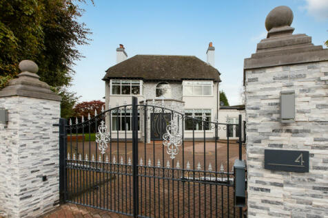 5 bedroom detached house for sale