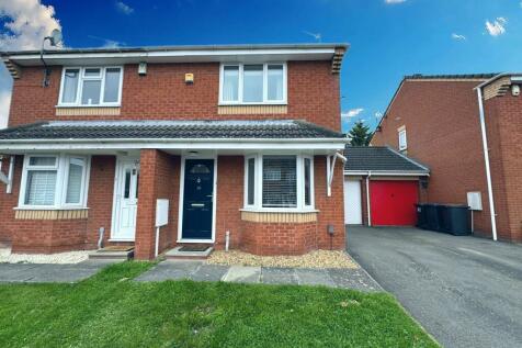 2 bedroom semi-detached house for sale