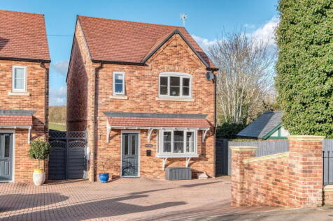 Bransford Road, Rushwick, Worcester... 3 bed detached house for sale