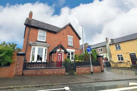 3 bedroom detached house for sale