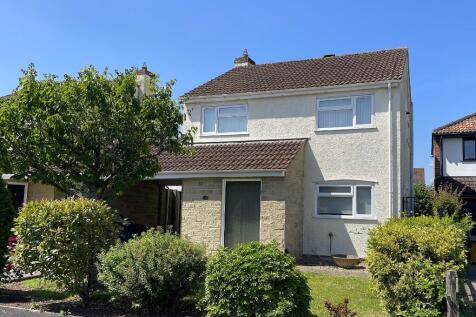 3 bedroom link detached house for sale