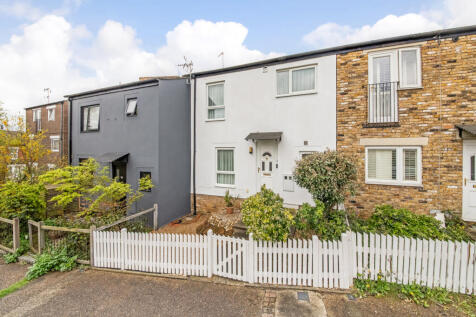 Ladas Road, London, SE27 3 bed terraced house for sale