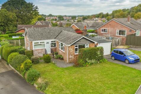 2 bedroom bungalow for sale