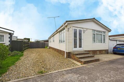 Mereoak Park, Reading, RG7 3 bed park home for sale