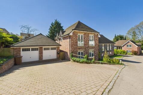 The Glen, Tadley, RG26 4 bed detached house for sale
