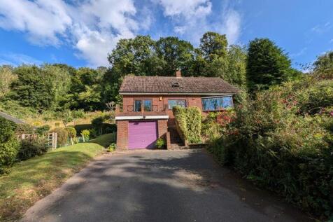 Paradise, Telford TF8 4 bed detached house for sale