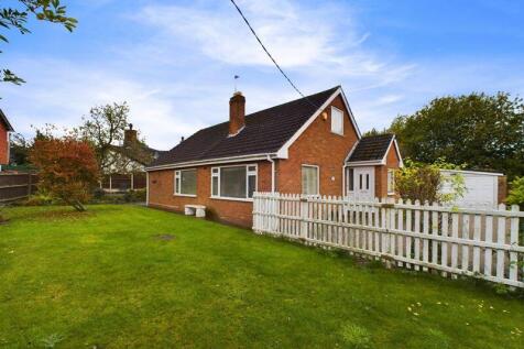 The Fields, Telford TF2 2 bed detached bungalow for sale