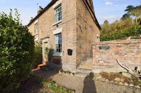 6 New Road, Telford TF8 2 bed end of terrace house for sale