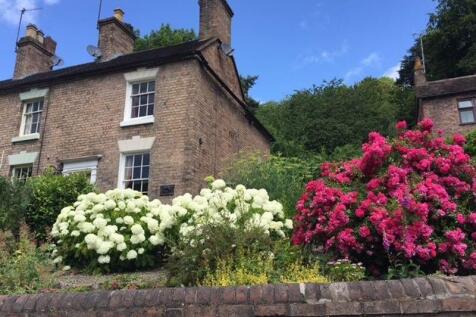 2 bedroom end of terrace house for sale