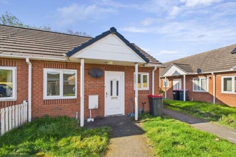 2 bedroom semi-detached bungalow for sale