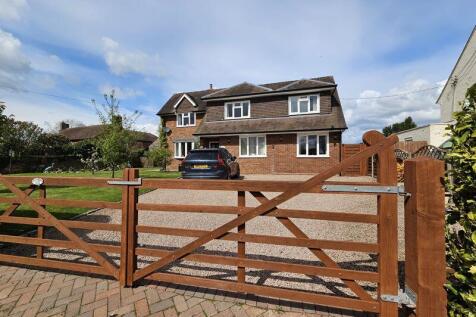 Vicarage Lane, Shifnal TF11 4 bed detached house for sale