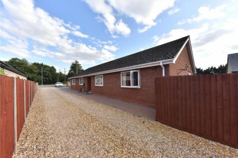 Turnpike Road, Red Lodge, Bury St.... 3 bed bungalow for sale
