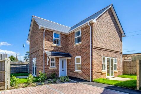 Clarendon Road, Christchurch, Dorset... 3 bed detached house for sale