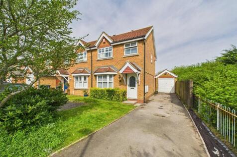 Rimbury Way, Christchurch, Dorset, BH23 3 bed semi