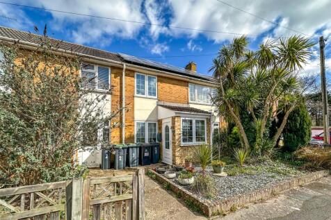 Mallory Close, Christchurch, Dorset... 3 bed terraced house for sale