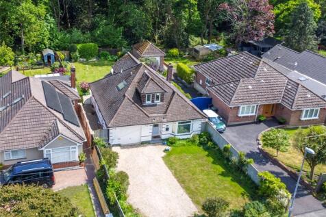 Elphinstone Road, Highcliffe... 4 bed bungalow for sale